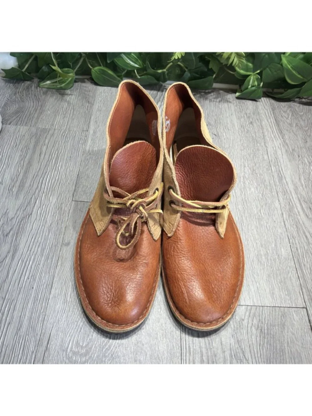 Clarks Originals Size 7.5 Fall Mens Boots Chukka Saddle Brown Suade and Leather